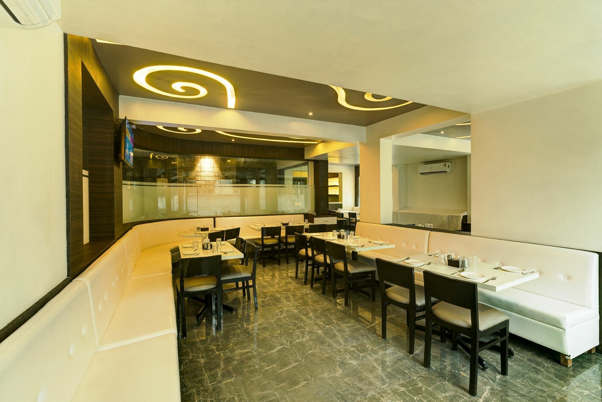 Oyo 78245 Collection O Hotel Crown Inn Nová Bombaj Exteriér fotografie